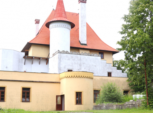 Renesančný kaštieľ, Skýcov