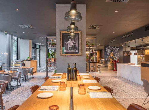 Obchodno-reštauračný priestor v Hoteli Park Inn by Radisson Danube, BA I