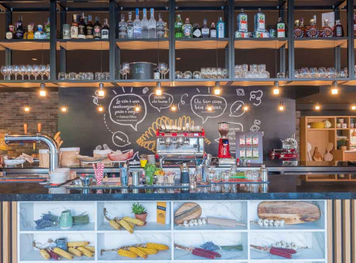 Obchodno-reštauračný priestor v Hoteli Park Inn by Radisson Danube, BA I