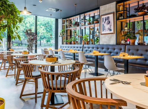 Obchodno-reštauračný priestor v Hoteli Park Inn by Radisson Danube, BA I