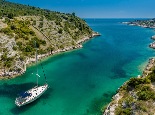 Apartment with a spacious terrace, Croatia – Hvar