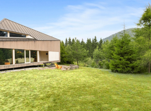 Holiday Cabin with an Atypical Layout, Liptovský Ján